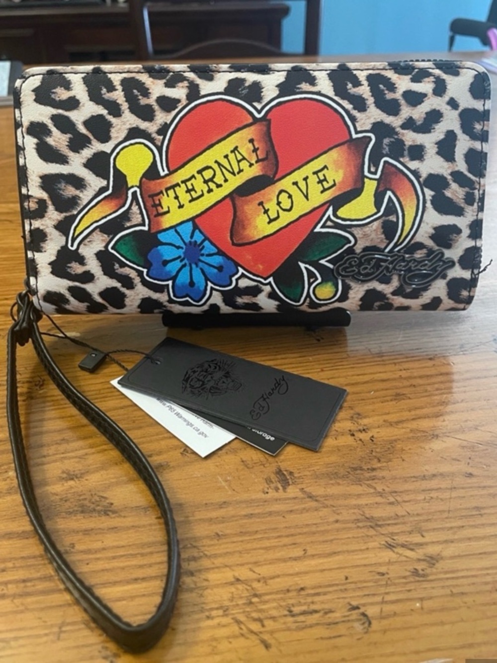 Ed Hardy Leopard Print Wristlet with Red Heart and Blue Flower - Picture 4 of 6